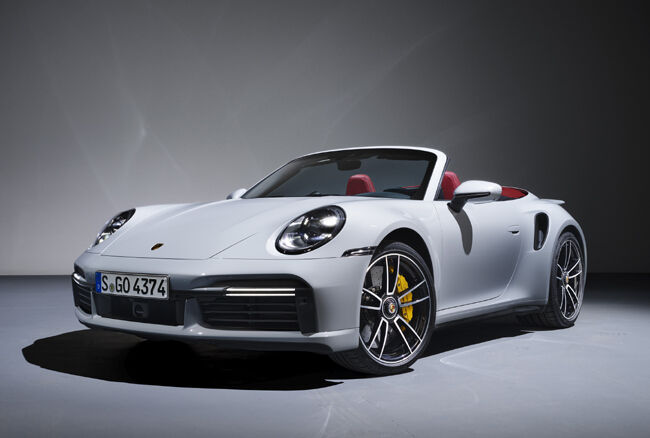 ポルシェ911の旗艦モデル「911ターボS」が待望の本国デビュー